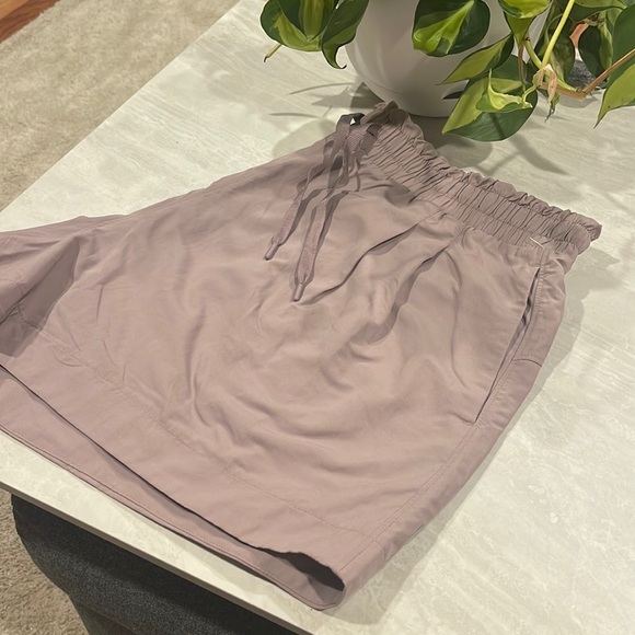 all in motion Pants - NWT All In Motion Women’s 4.25” High Rise Lavender Shorts